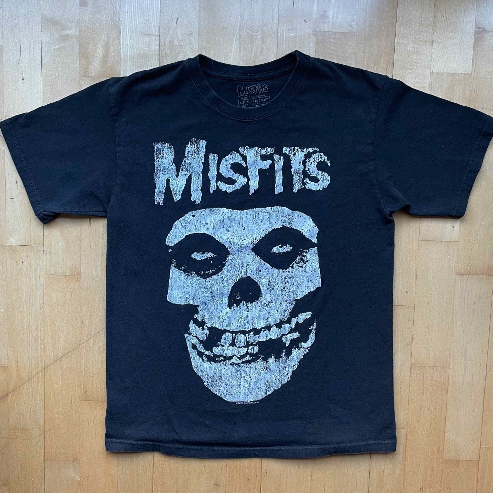 Misfits Distressed Classic Official Fiend Skull Logo T-Shirt